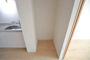 セントラル エイトA【1階】の内装