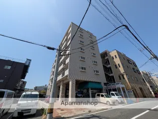 コーポなるかわ【3階】の外観