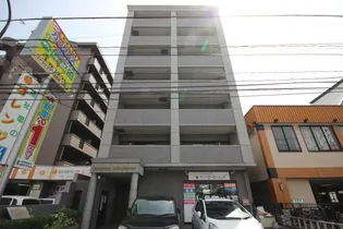 コンフォール空港通り【7階】の外観