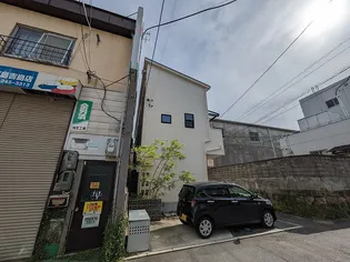 リノリノアパートメント吉島【102号室号室】の外観