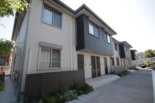 カーサアリビオ【1階】の外観