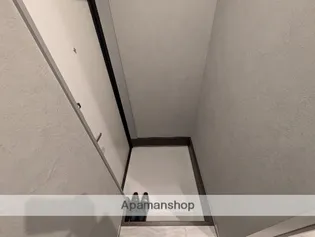 LUXRAG【3号室】の玄関