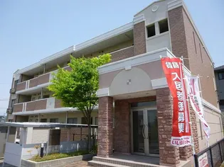 サンパレス土肥【1階】の外観