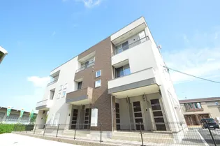 シュトラール ドリット【3階】の外観