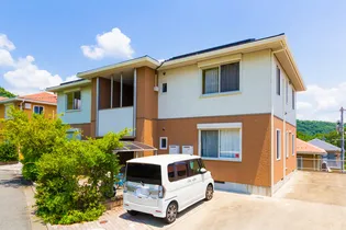 オレンジコート クレセオの画像