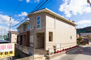 サンフラワーA棟【2階】の外観