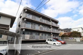 シャインハウスD棟【1階】の外観