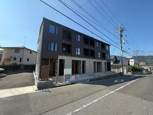 L’hiver【1階】の外観