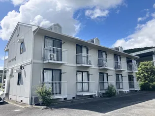 メイゾンベルサ C棟【1階】の外観