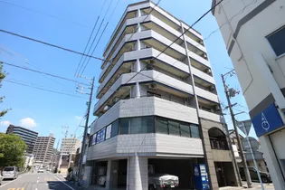 山口県岩国市元町2丁目【マンション】の外観