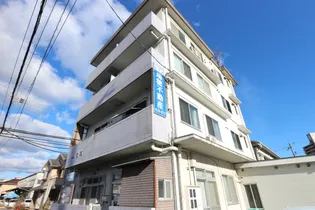 山口県岩国市昭和町1丁目【アパート】の外観