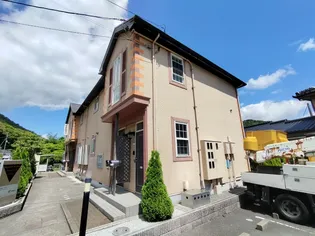 メゾン トゥー ル モンドの画像