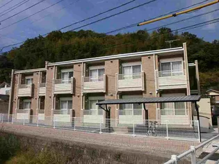 レオネクスト麻里布川【105号室】の外観