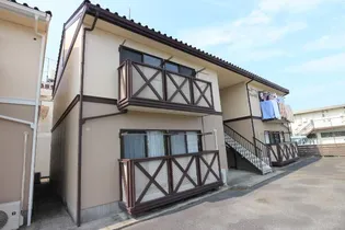 カーサプリメーラ B棟【2階】の外観