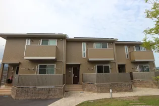 山口県岩国市周東町上久原【テラスハウス】の外観