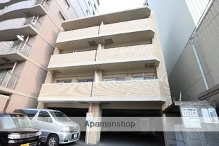 シャルマン麻里布の画像