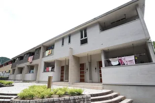 プレザントガーデン姫山【2階】の外観