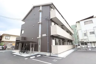 グランブリス【2階】の外観