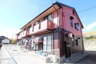 ファミール西京 B棟【2階】の外観