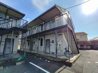 ヴィラージュゆきC棟【1階】の外観