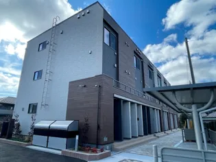 ララ・ヴィコロY【1階】の外観