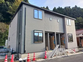 オンブラージュ フォレスタの画像