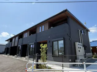 シャイネス【1階】の外観