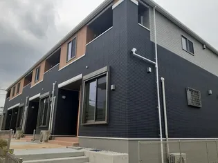 ララ フェリーチェの画像