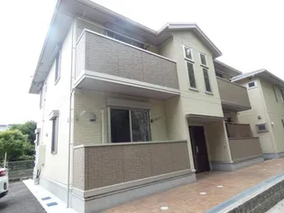 エバーグリーン B棟【1階】の外観