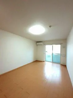 モン・シャンブル【1階】の居間