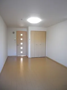 モン・シャンブル【1階】の内装