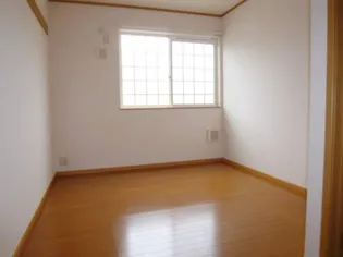 PLEASURE B【1階】の内装