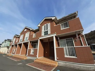 美祢パレス ジャガール A【2階】の外観