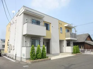 プラティークVの画像