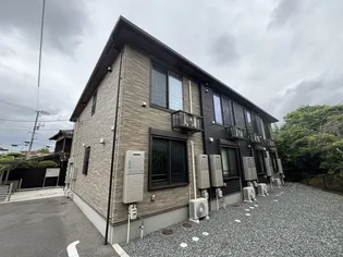 GRAND RASSURER【2階】の外観