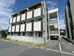 ロイヤルN 西棟【1階】の外観