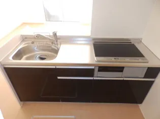 ルーヴェン ブルン【1階】のキッチン