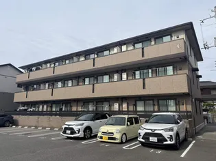 エトワール青山 C棟【2階】の外観