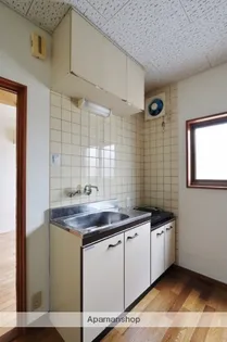 ルーム イン クローバー【101号室】のキッチン