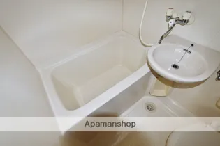 ルーム イン クローバー【101号室】の風呂