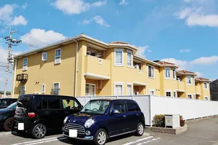 シャン・ドゥ・フルール【2階】の外観