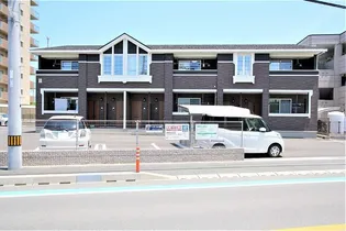 カーザ フィオレンテⅡ【2階】の外観