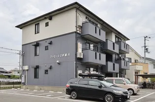 ファミール三軒屋Aの画像