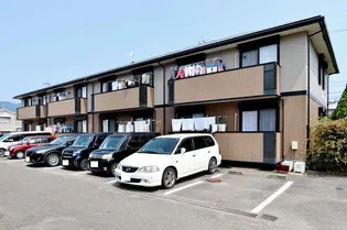 プラザ・ルミエール A棟【1階】の外観