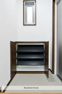 チェスターコート蔵本【1階】の内装