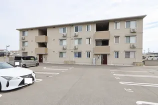 ロイヤルサン B棟の画像