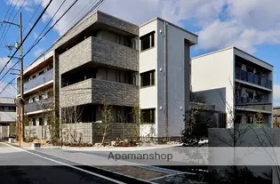 プレミアスの画像