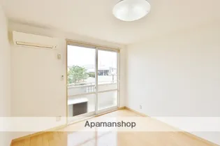 シャーメゾン上板 C棟【1階】の内装