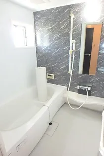 ホワイト バード A棟【1階】の風呂