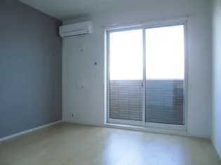 パーク アクシスオスト B【1階】の居間